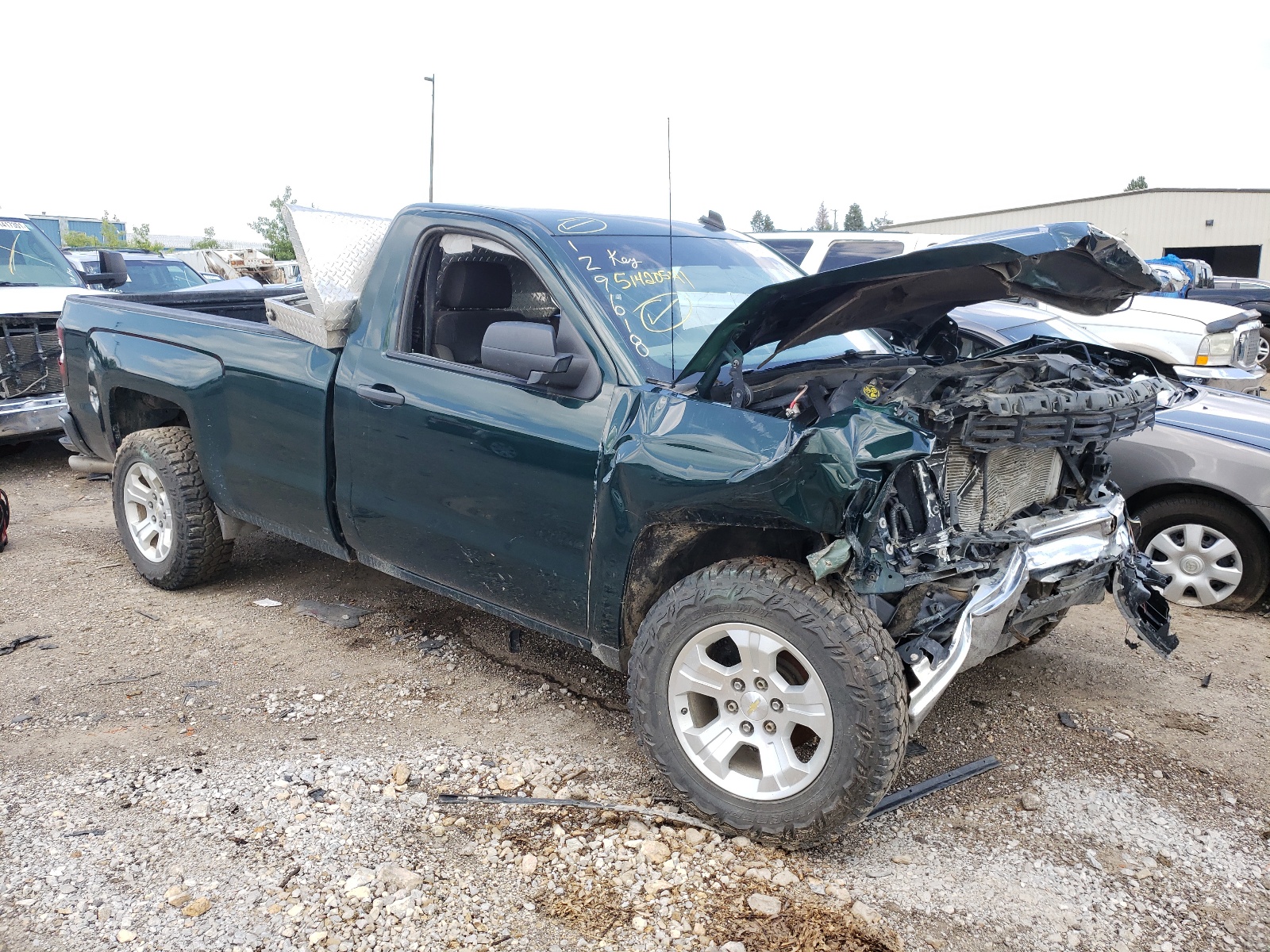 2014 Chevrolet Silverado VIN 1GCNKREC2EZ392716