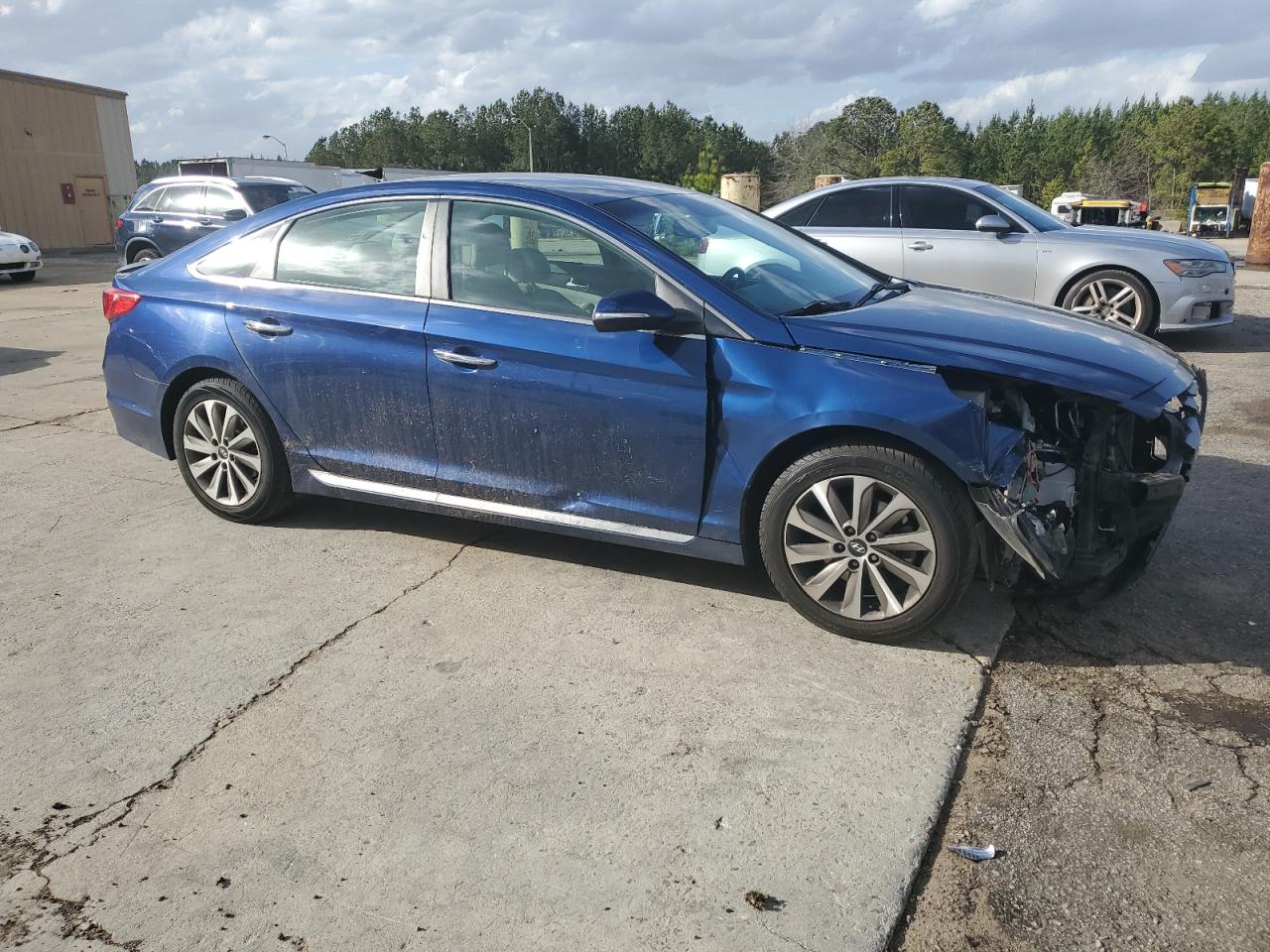 2015 Hyundai Sonata VIN 5NPE34AF5FH046345 Copart auction photo, front end damage thumbnail 4