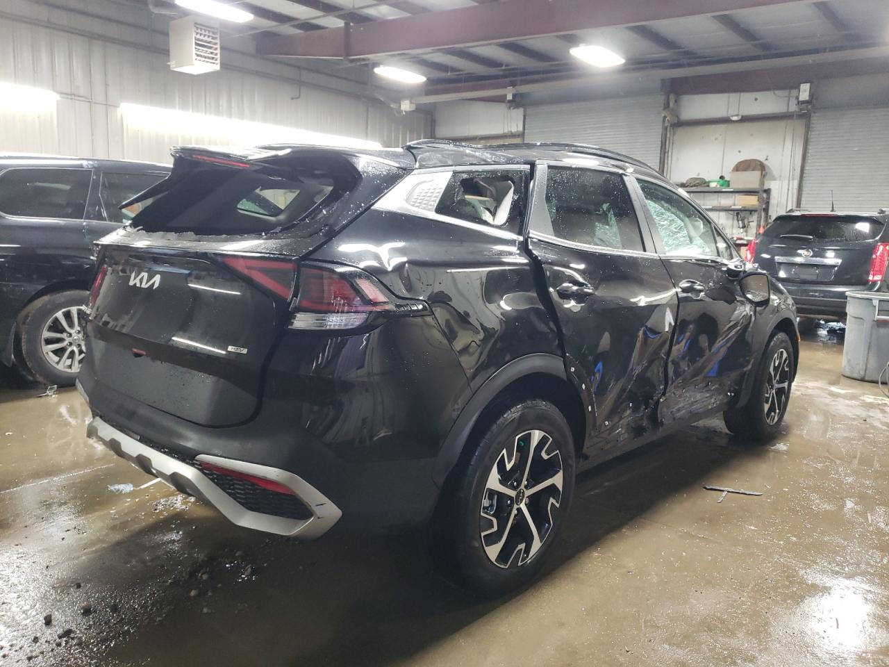 2024 KIA Sportage VIN KNDPVCDG6R7167203 Copart auction photo, rollover damage thumbnail 3