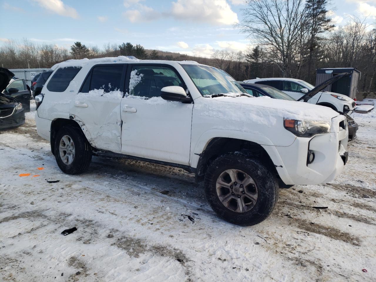 2016 Toyota 4Runner VIN JTEBU5JR2G5398571 Copart auction photo, side / undercarriage damage thumbnail 4