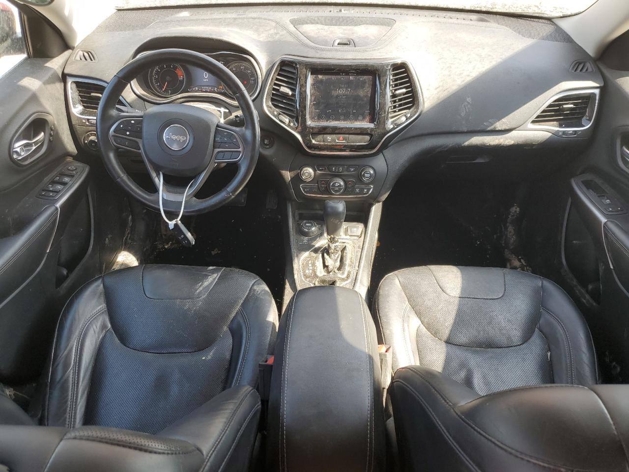 2019 Jeep Grand Cherokee VIN 1C4PJMDX9KD373902 Copart auction photo, side / front end damage thumbnail 8