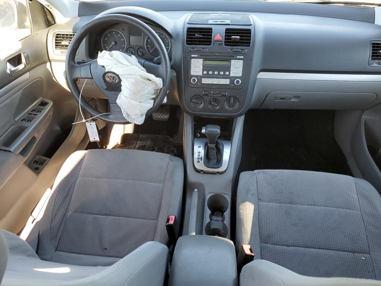 2008 Volkswagen Jetta VIN 3VWJZ71K68M195806 Copart auction photo, front end damage thumbnail 8