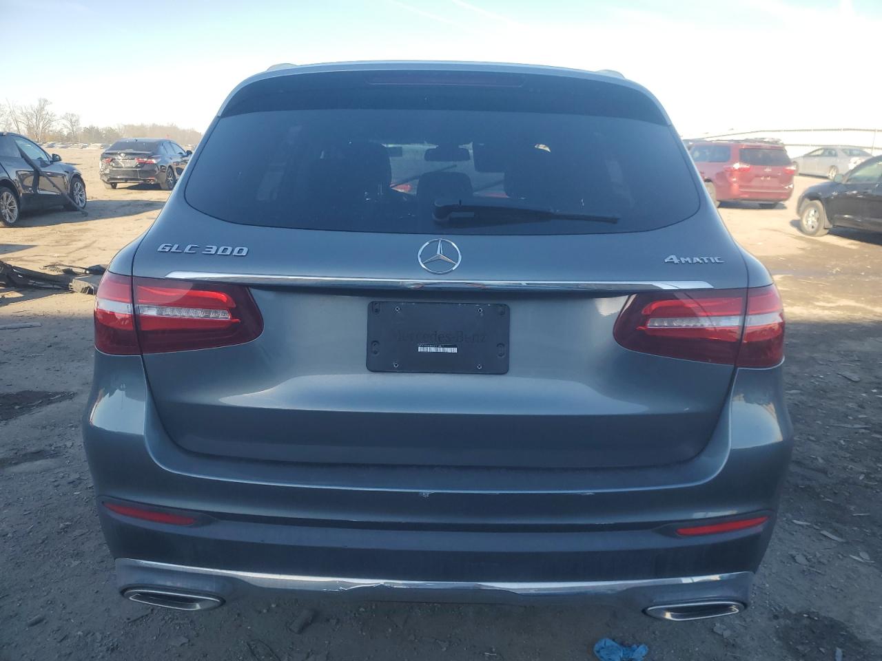 2018 Mercedes-Benz GLC VIN WDC0G4KB5JV113877 Copart auction photo, front end / minor dent/scratches damage thumbnail 6