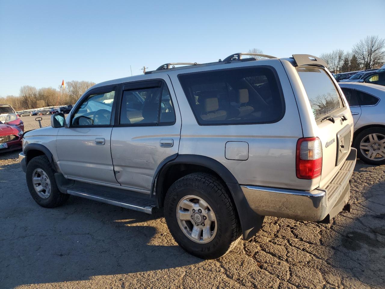 2000 Toyota 4Runner VIN JT3HN86R8Y0319073 Copart auction photo, undercarriage / side damage thumbnail 2