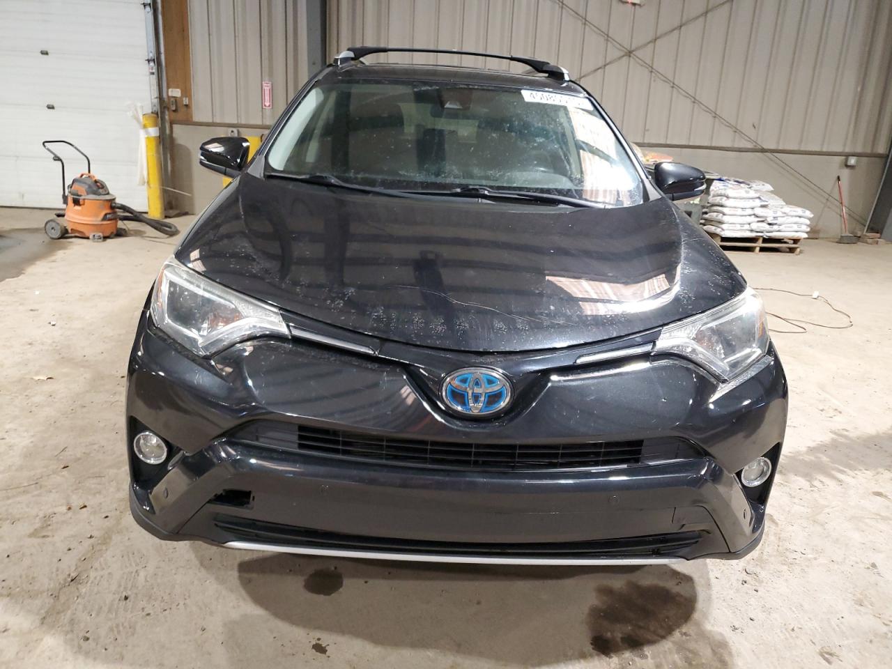 2018 Toyota RAV 4 VIN JTMRJREV4JD211905 Copart auction photo, rear end damage thumbnail 5