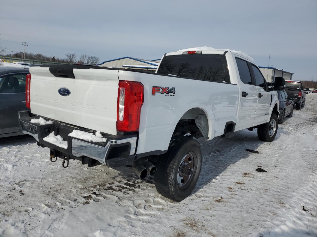 2017 Ford F250 VIN 1FT7W2BT9HEF12936 Copart auction photo, burn - engine / front end damage thumbnail 3