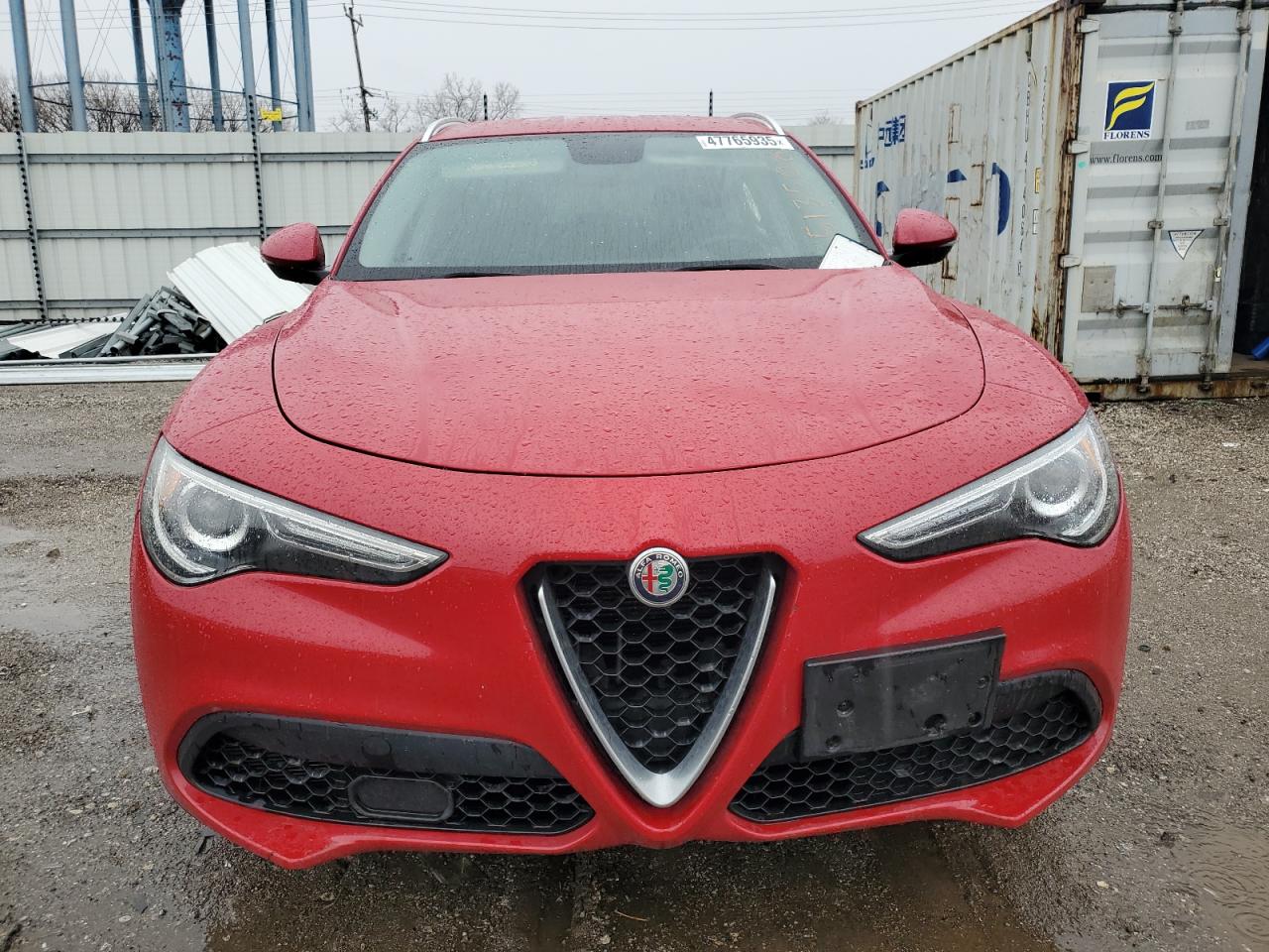 2018 Alfa Romeo Stelvio VIN ZASFAKAN6J7B68769 Copart auction photo, vandalism damage thumbnail 5