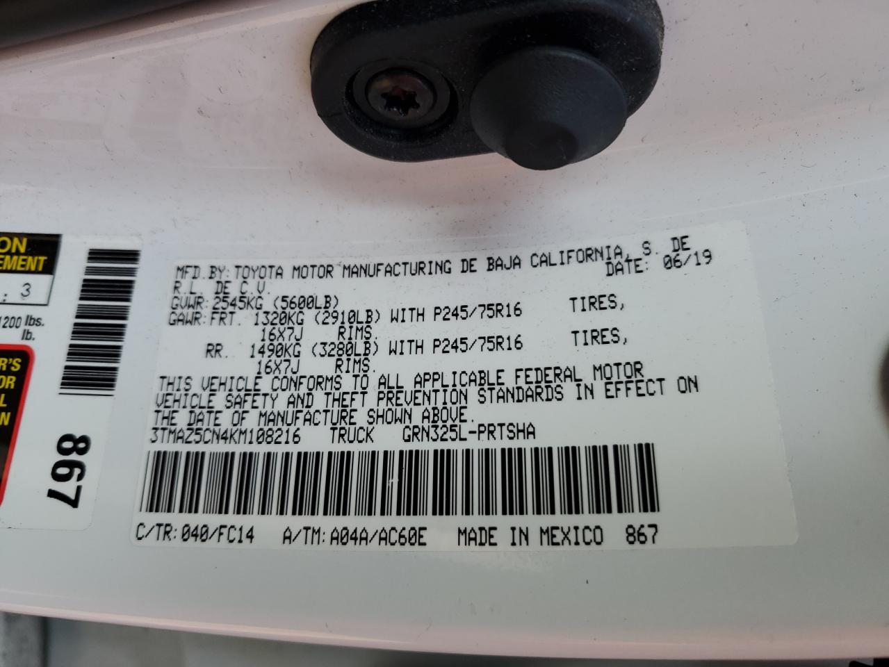2019 Toyota Tacoma VIN 3TMAZ5CN4KM108216 Copart auction photo, front end / minor dent/scratches damage thumbnail 12