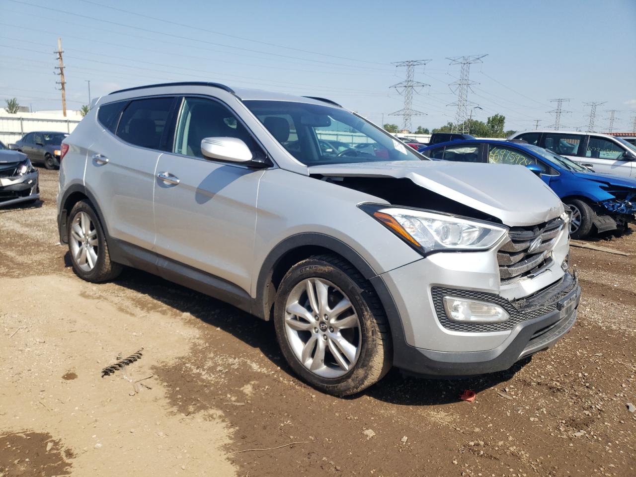 2013 Hyundai Santa Fe VIN 5XYZU3LA8DG052333 Copart auction photo, front end / minor dent/scratches damage thumbnail 4