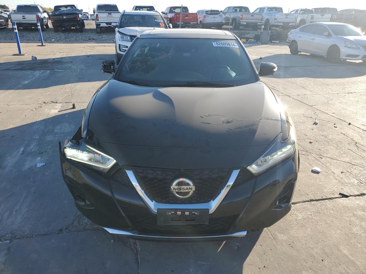 2019 Nissan Maxima VIN 1N4AA6AV8KC383076 Copart auction photo, side / front end damage thumbnail 5