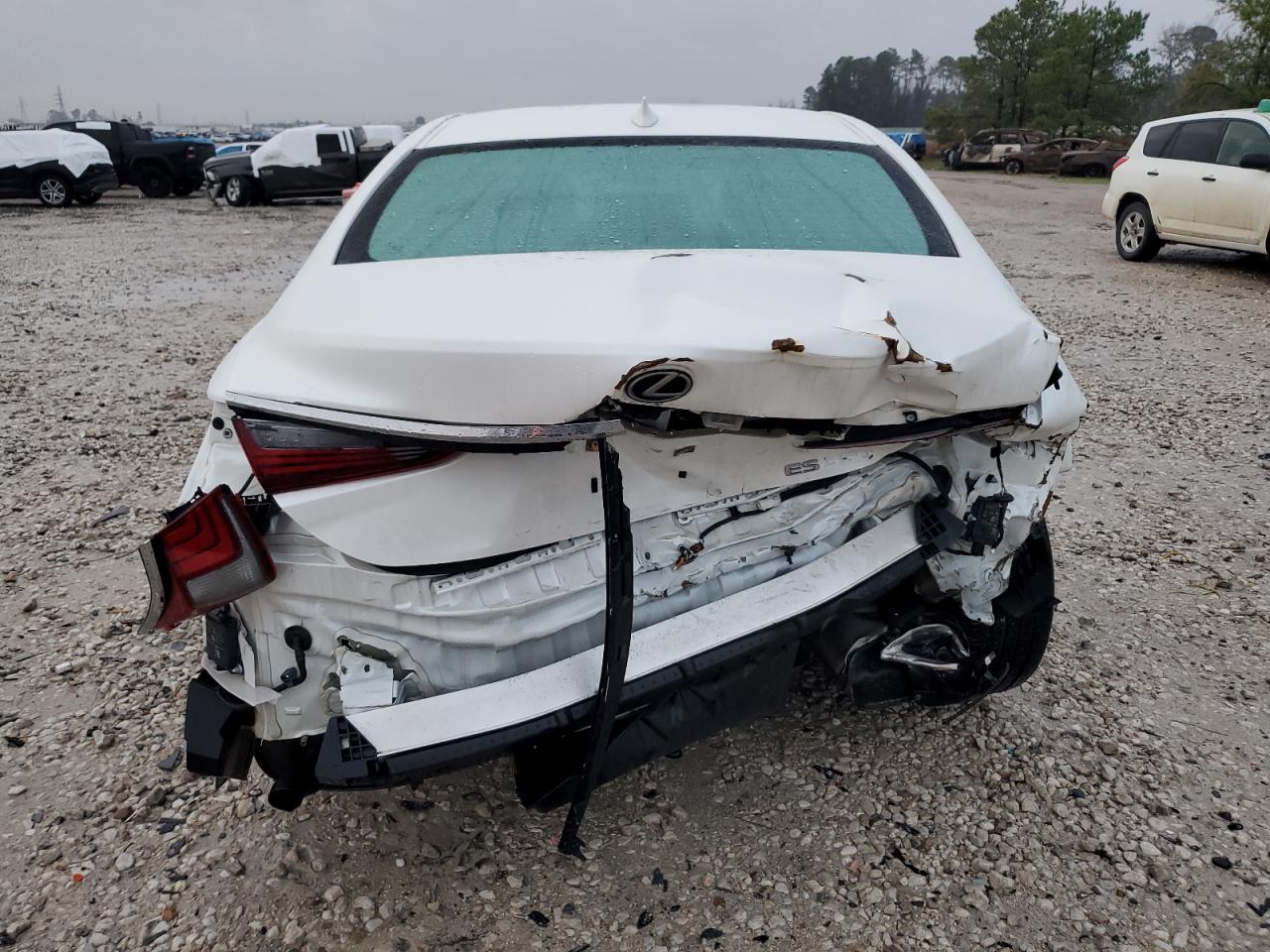 2020 Lexus ES VIN 58ADZ1B11LU063063 Copart auction photo, rear end damage thumbnail 6