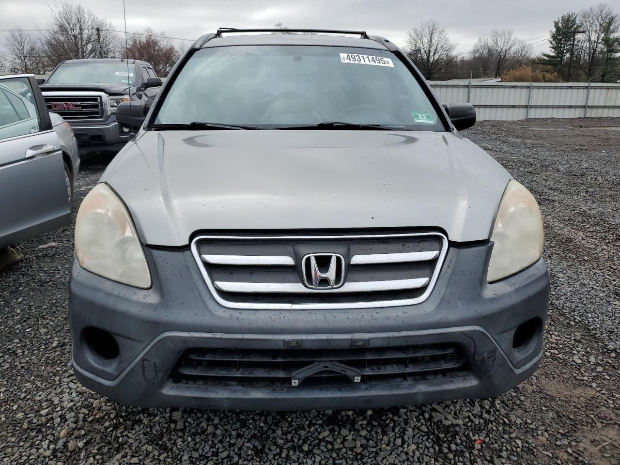 2005 Honda CR-V VIN JHLRD78525C049536 Copart auction photo, side / front end damage thumbnail 5