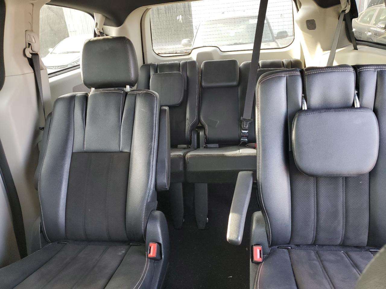 2019 Dodge Caravan VIN 2C4RDGCG4KR802329 Copart auction photo, front end damage thumbnail 10