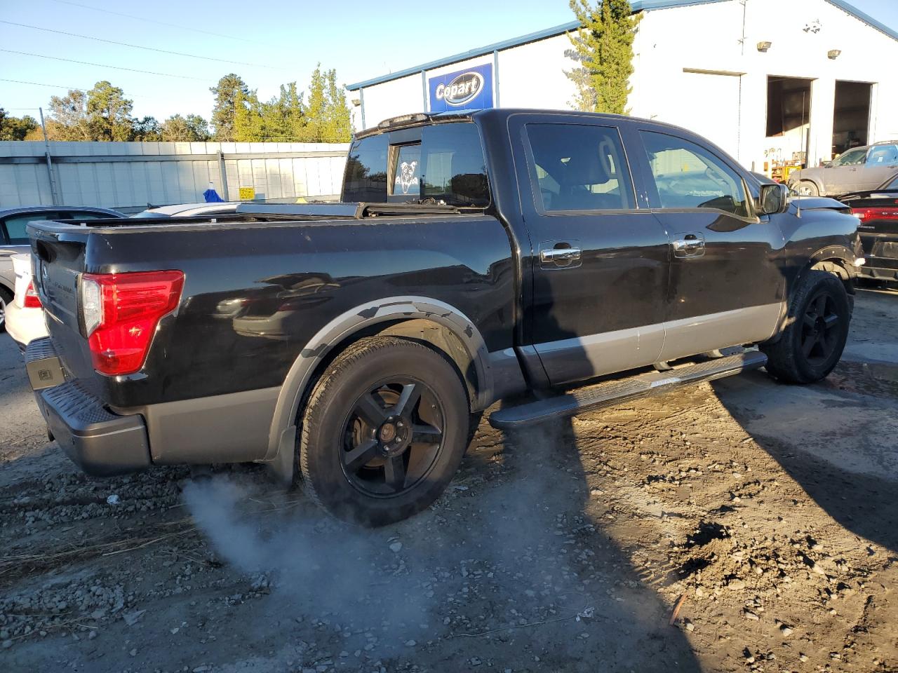 2018 Nissan Titan VIN 1N6AA1E68JN535017 Copart auction photo, front end damage thumbnail 3