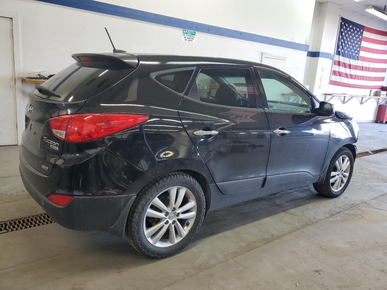 2013 Hyundai Tucson VIN KM8JUCAC1DU603908 Copart auction photo, front end damage thumbnail 3