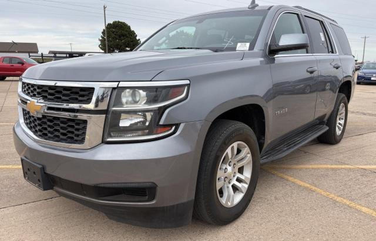 2019 Chevrolet Tahoe VIN 1GNSCAKC3KR167262 Copart auction photo, minor dent/scratches / normal wear damage thumbnail 2