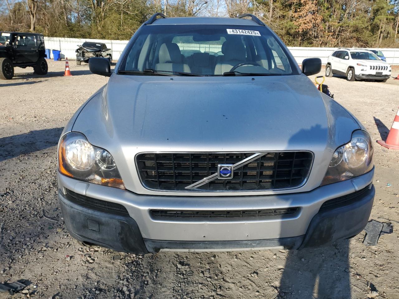 2004 Volvo XC90 VIN YV1CZ59H241119123 Copart auction photo, side / rear end damage thumbnail 5