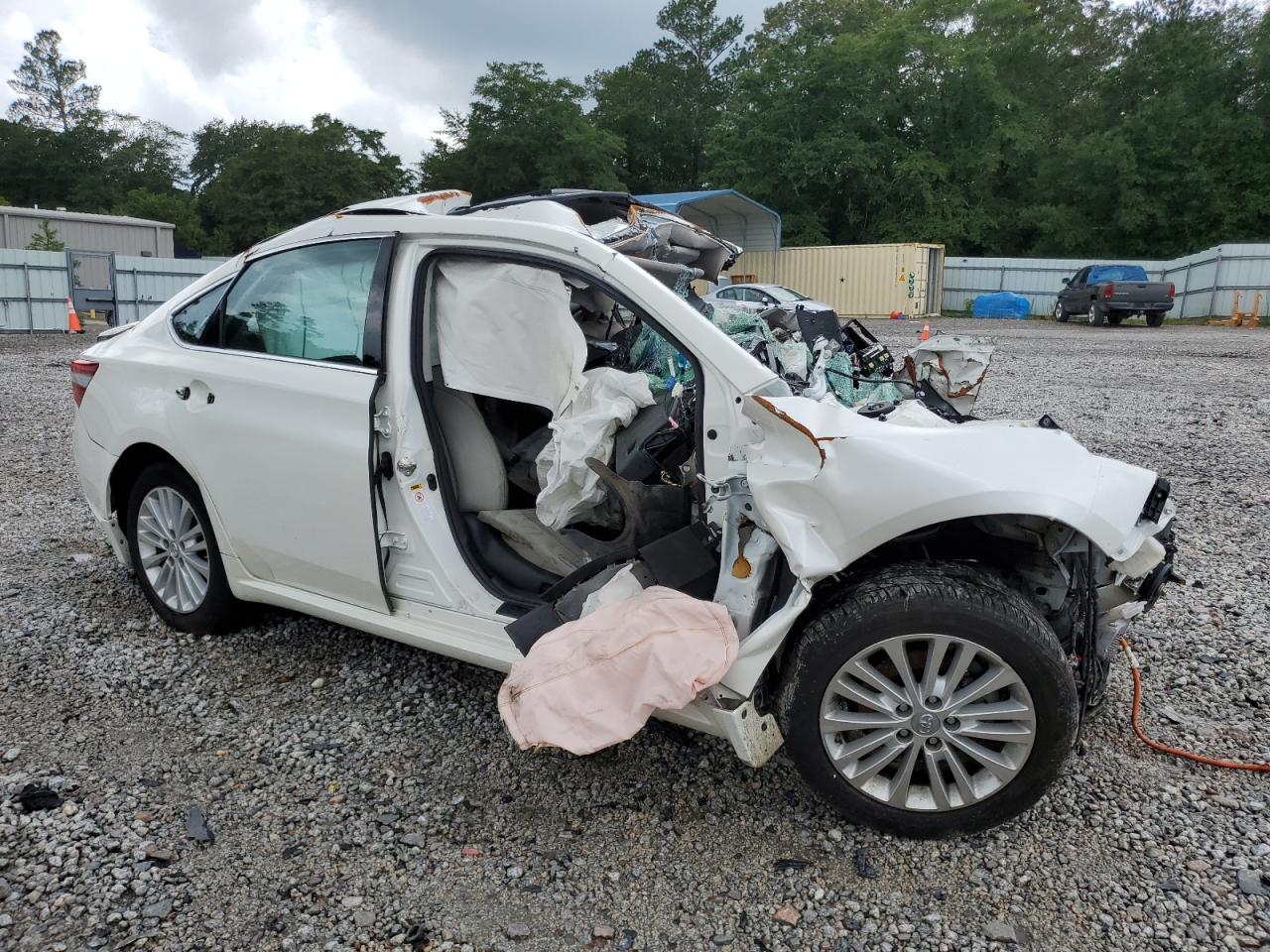 2015 Toyota Avalon VIN 4T1BD1EB1FU036371 Copart auction photo, all over damage thumbnail 4