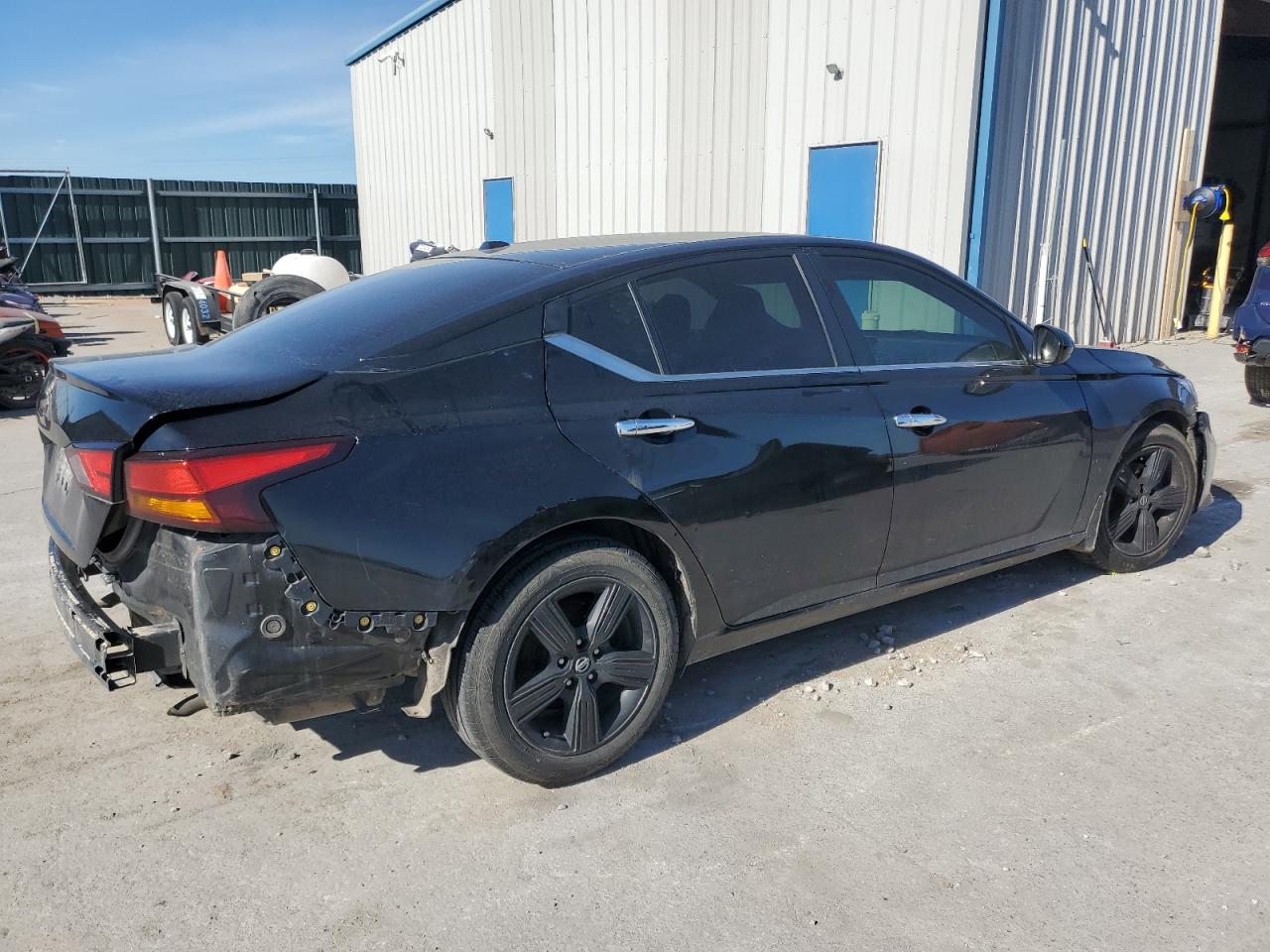 2020 Nissan Altima VIN 1N4BL4BV5LN311758 Copart auction photo, all over damage thumbnail 3