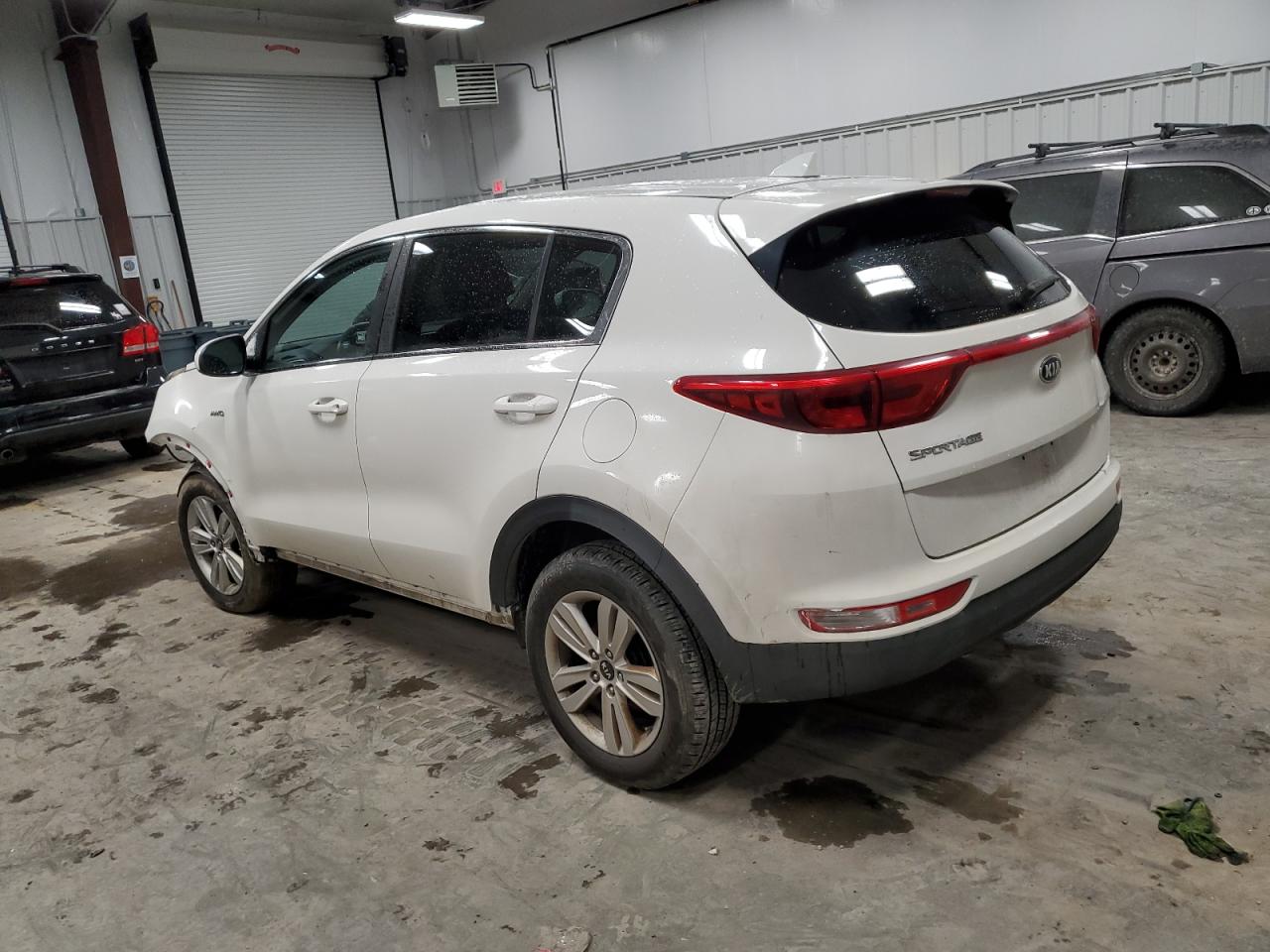 2017 KIA Sportage VIN KNDPMCACXH7034592 Copart auction photo, front end damage thumbnail 2