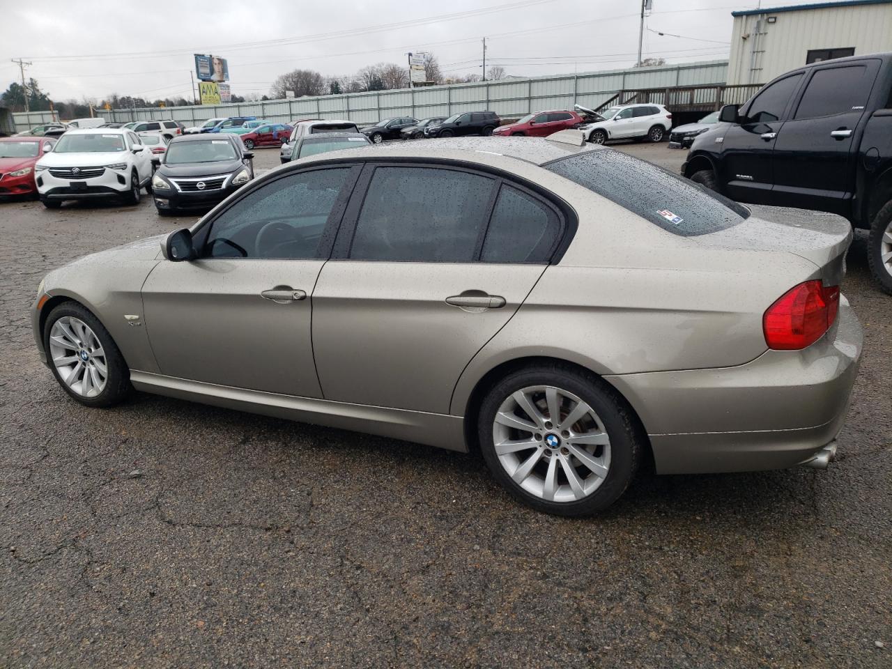 2009 BMW 3er VIN WBAPK53509A643353 Copart auction photo, front end / minor dent/scratches damage thumbnail 2