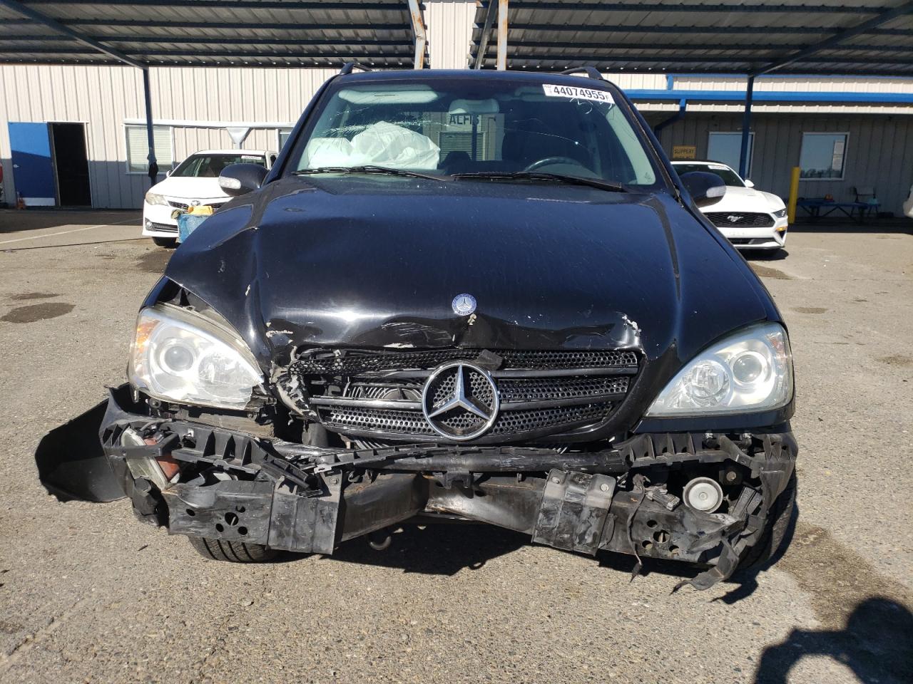 2003 Mercedes-Benz M-klasse VIN 4JGAB57E13A425248 Copart auction photo, front end / side damage thumbnail 5
