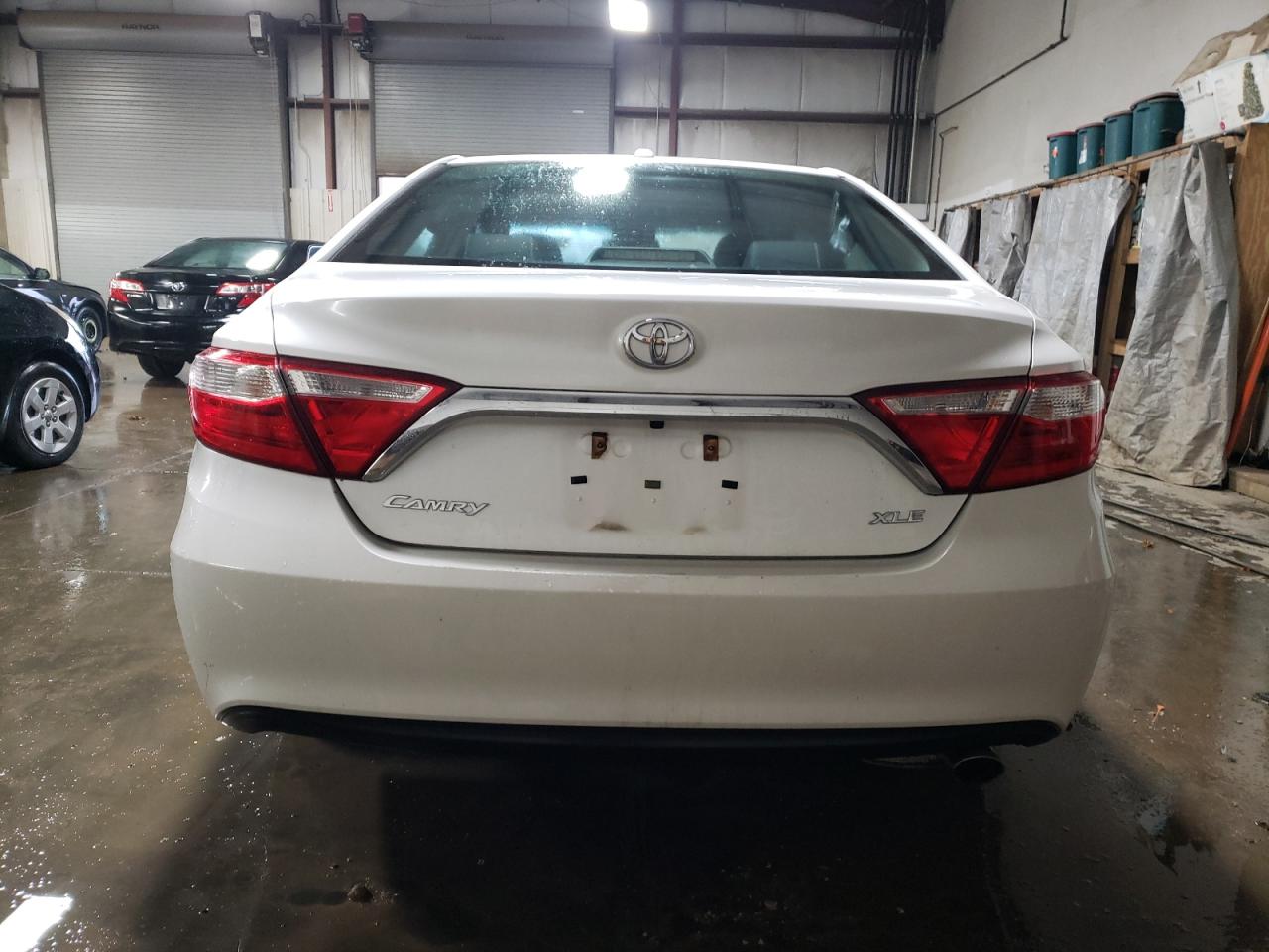 2017 Toyota Camry VIN 4T1BF1FK2HU811742 Copart auction photo, front end damage thumbnail 6