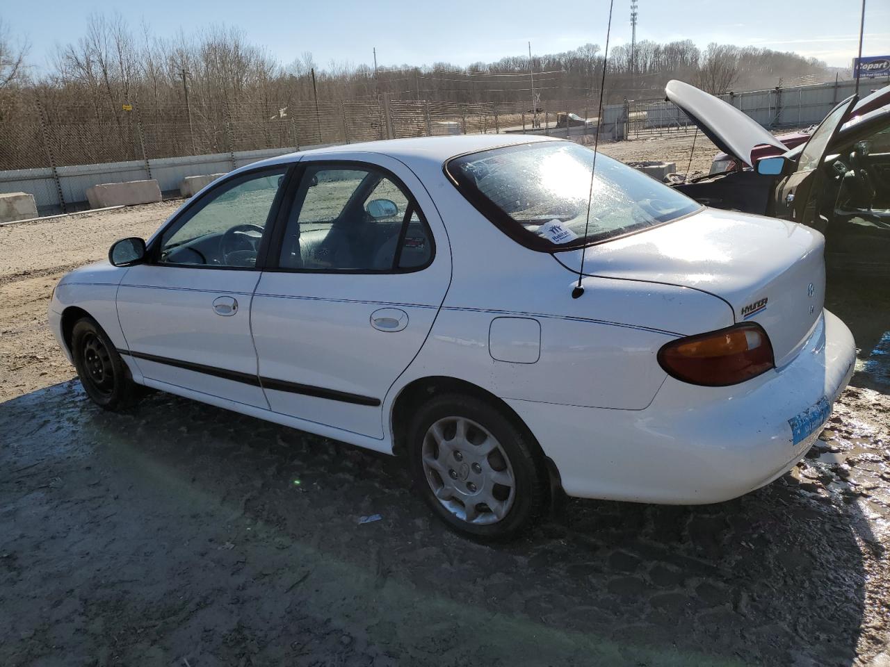 1998 Hyundai Elantra VIN KMHJF24M4WU666710 Copart auction photo, side damage thumbnail 2