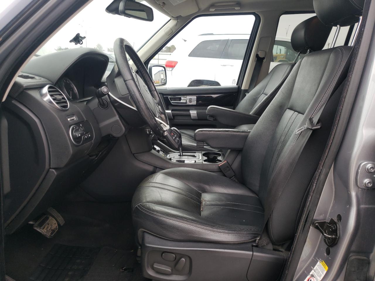 2011 Land Rover LR4 VIN SALAG2D40BA591977 Copart auction photo, front end / undercarriage damage thumbnail 7