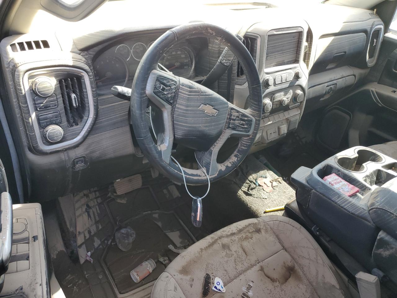 2019 Chevrolet Silverado VIN 1GCRYDEK8KZ325124 Copart auction photo, water/flood / minor dent/scratches damage thumbnail 8