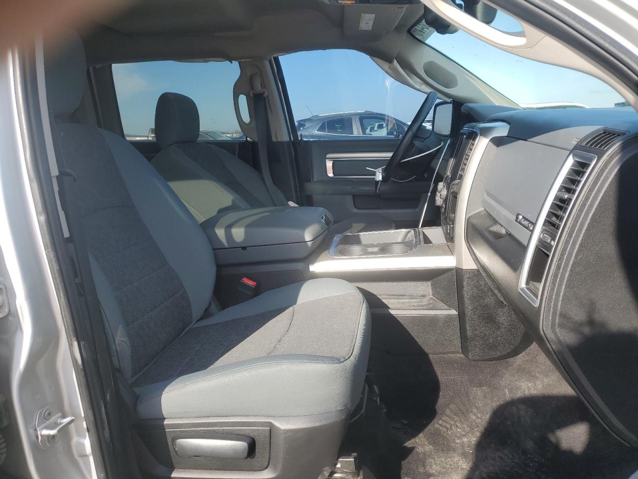 2017 RAM 1500 VIN 3C6RR6LT5HG768920 Copart auction photo, side damage thumbnail 7