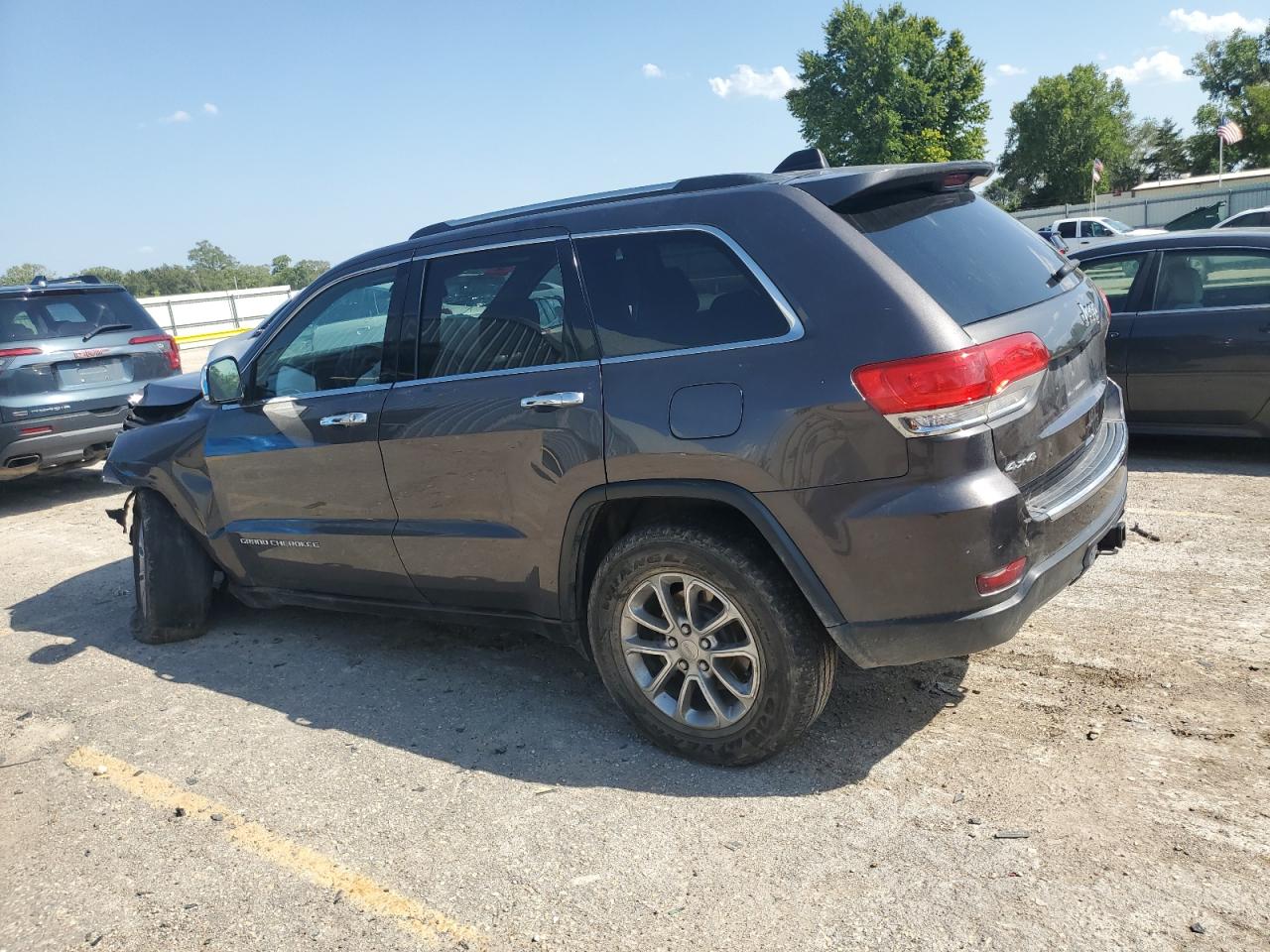 2015 Jeep Grand Cherokee VIN 1C4RJFBG1FC855685 Copart auction photo, front end / side damage thumbnail 2