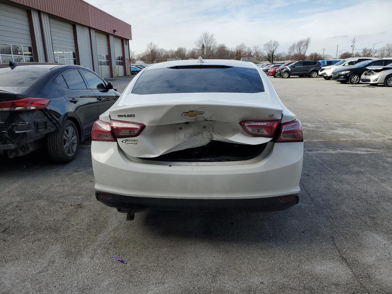 2020 Chevrolet Malibu VIN 1G1ZD5ST4LF088822 Copart auction photo, all over damage thumbnail 6
