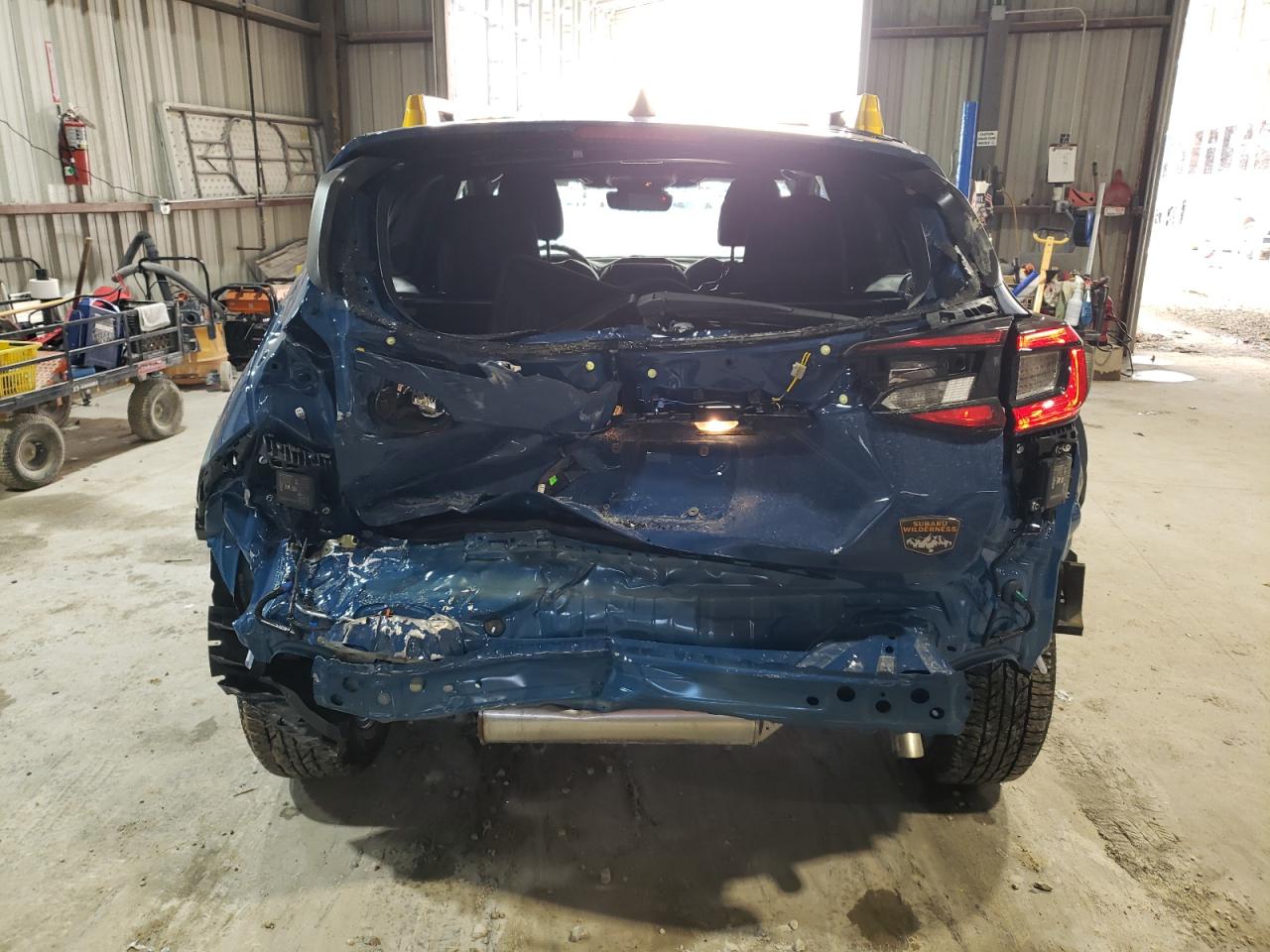 2024 Subaru XV VIN 4S4GUHU63R3787064 Copart auction photo, rear end / minor dent/scratches damage thumbnail 6