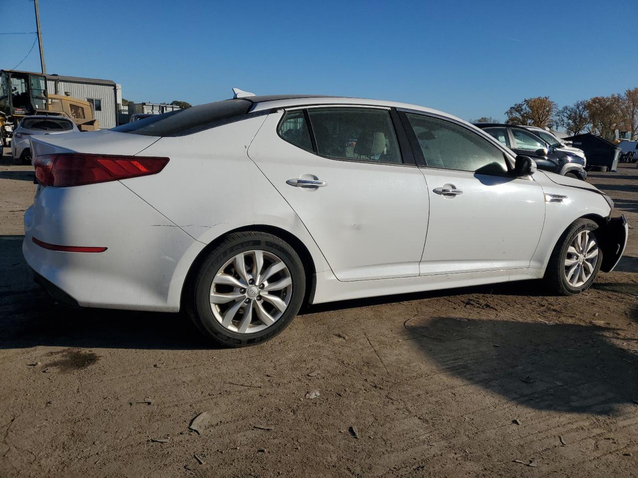 2015 KIA Optima VIN 5XXGN4A75FG459275 Copart auction photo, front end damage thumbnail 3