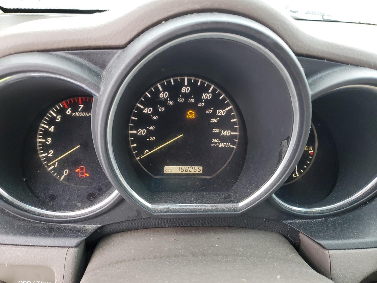 2005 Lexus RX VIN 2T2HA31U85C086797 Copart auction photo, minor dent/scratches damage thumbnail 9