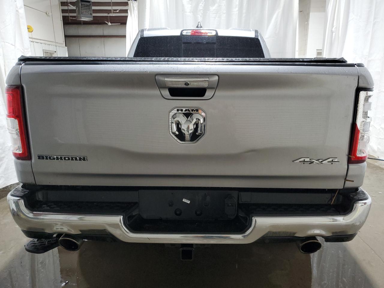 2020 RAM 1500 VIN 1C6SRFBT3LN198404 Copart auction photo, front end / rear end damage thumbnail 6