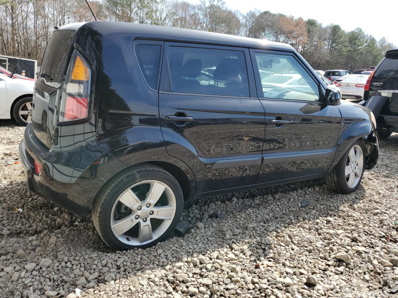 2011 KIA Soul VIN KNDJT2A29B7328096 Copart auction photo, front end damage thumbnail 3