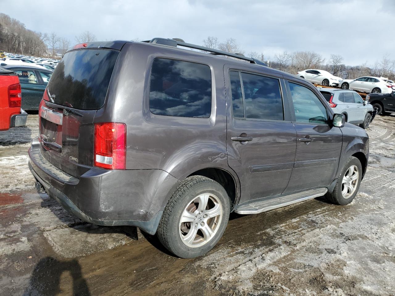 2013 Honda Pilot VIN 5FNYF4H51DB010035 Copart auction photo, front end / undercarriage damage thumbnail 3