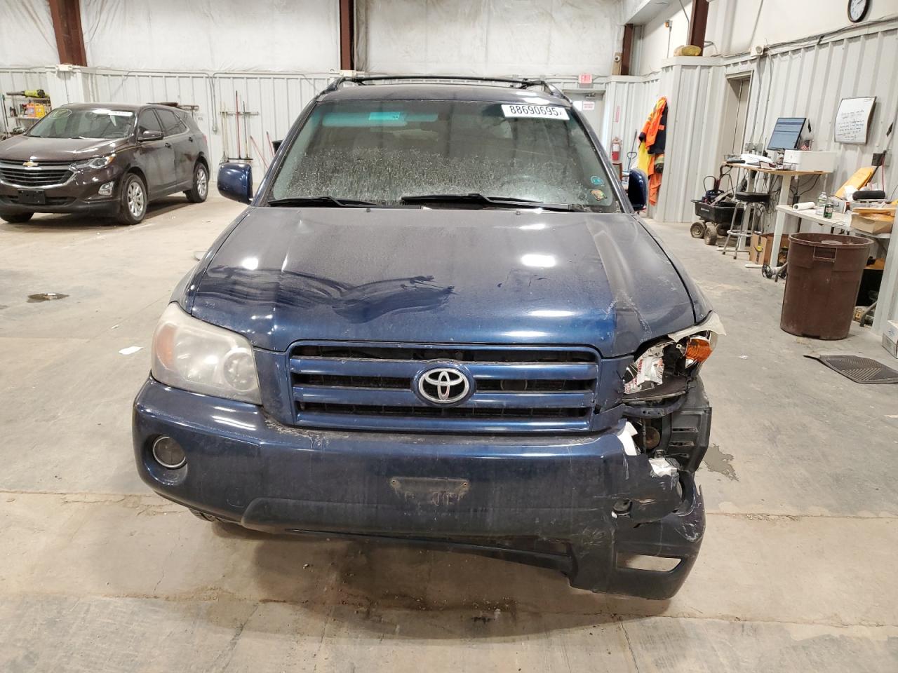 2005 Toyota Highlander VIN JTEEP21A850133127 Copart auction photo, front end damage thumbnail 5