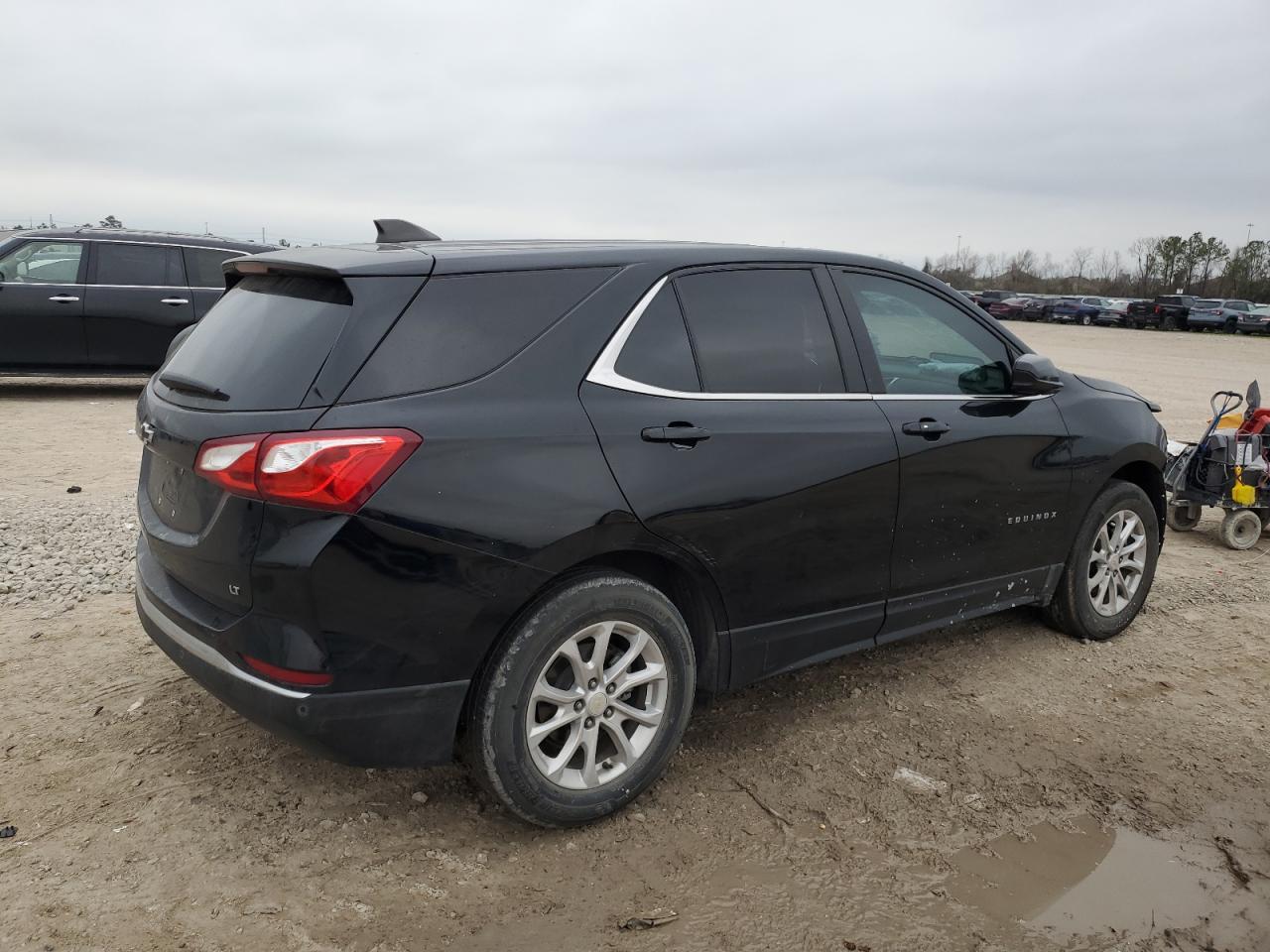2021 Chevrolet Equinox VIN 3GNAXKEV1ML365254 Copart auction photo, front end / side damage thumbnail 3