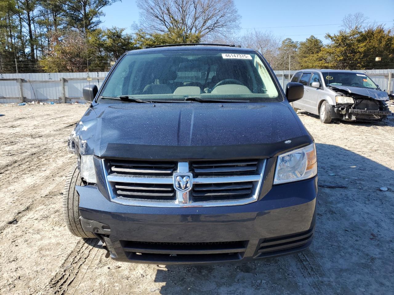 2009 Dodge Caravan VIN 2D8HN44E89R648661 Copart auction photo, front end damage thumbnail 5