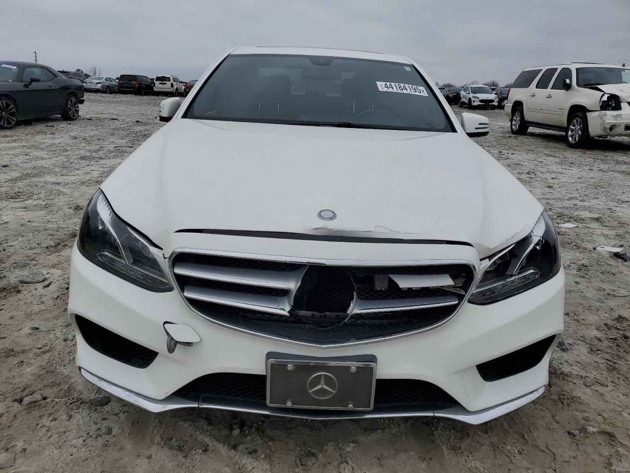 2016 Mercedes-Benz E-klasse VIN WDDHF8JB2GB263014 Copart auction photo, front end / mechanical damage thumbnail 5