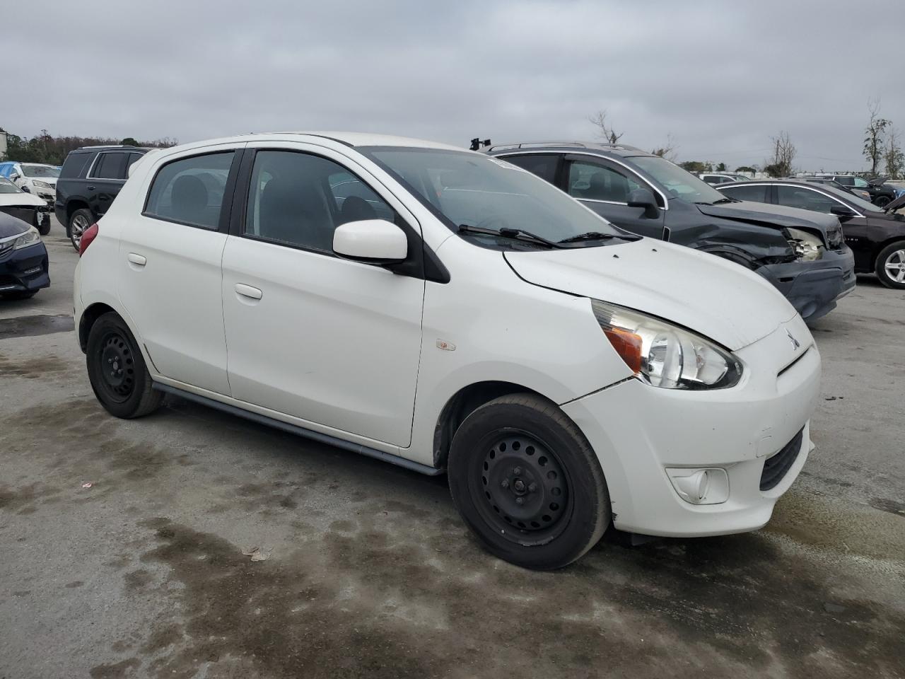 2015 Mitsubishi Mirage VIN ML32A3HJ4FH038008 Copart auction photo, minor dent/scratches damage thumbnail 4