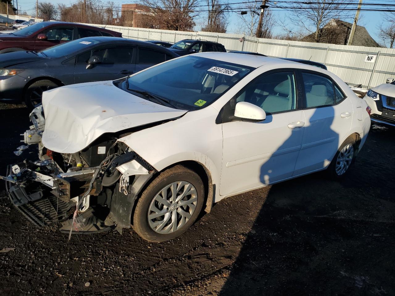2018 Toyota Corolla VIN 2T1BURHE0JC104917