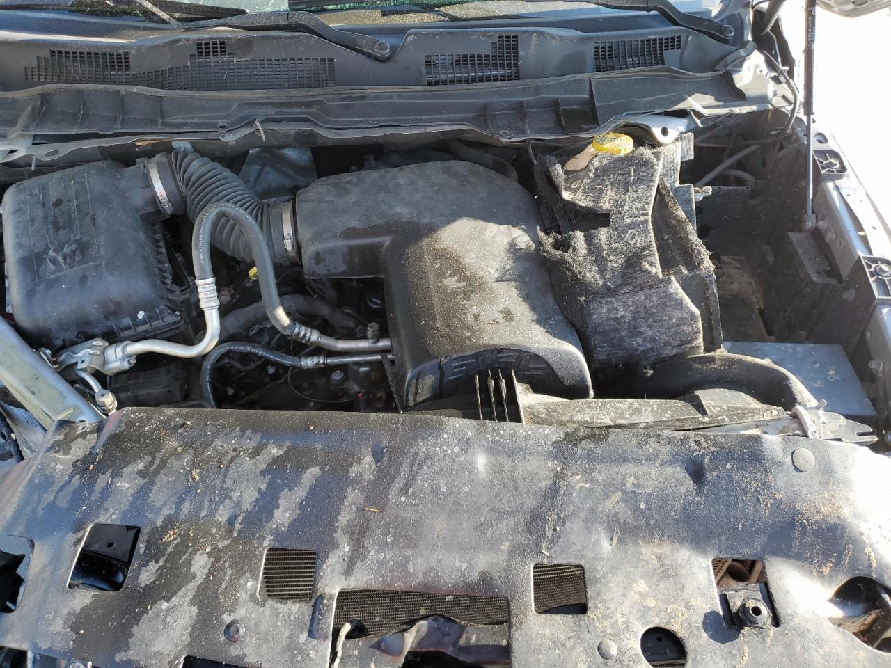 2019 RAM 1500 VIN 1C6RR7GG0KS700429 Copart auction photo, rollover / front end damage thumbnail 12