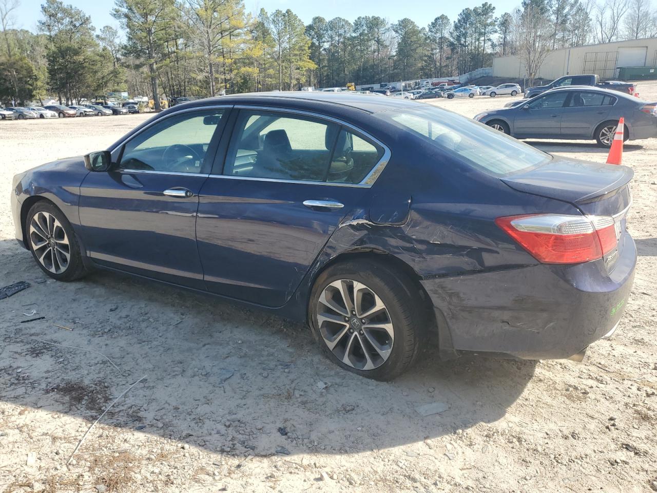2015 Honda Accord VIN 1HGCR2F57FA273362 Copart auction photo, rear end damage thumbnail 2