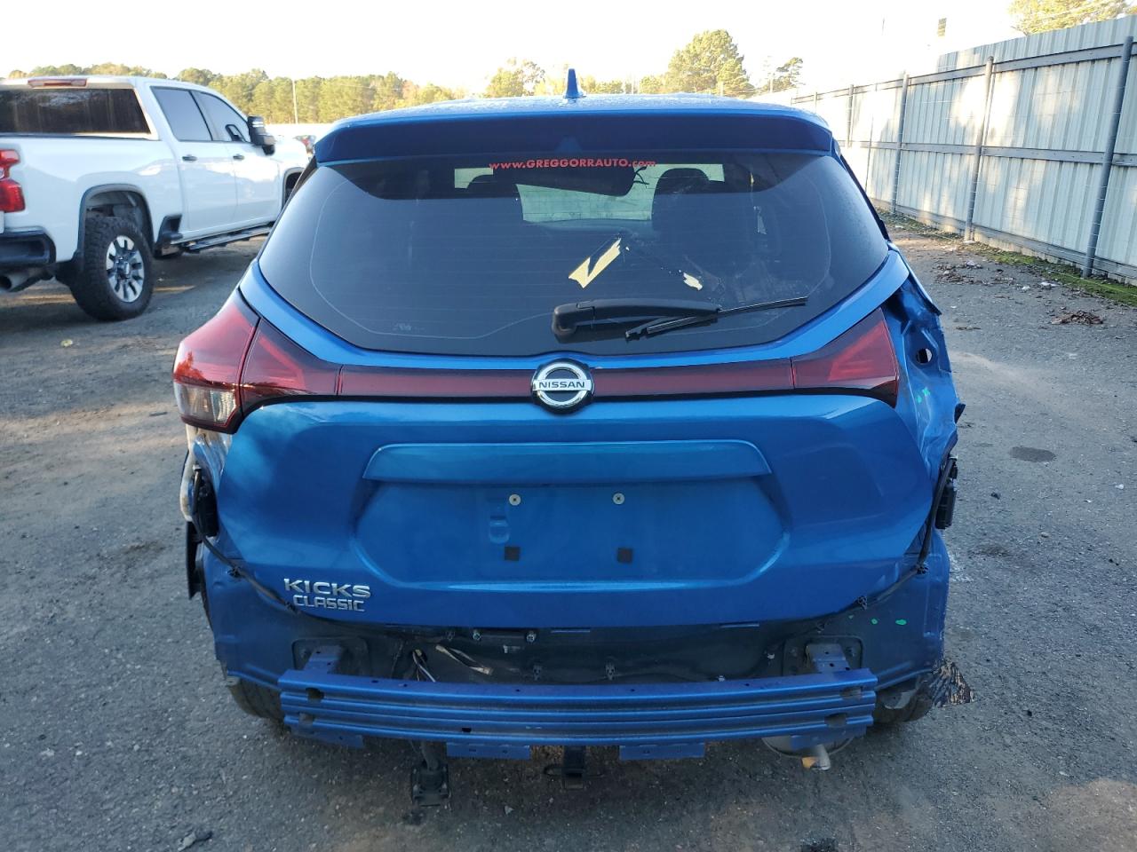 2021 Nissan Kicks VIN 3N1CP5BVXML554589 Copart auction photo, rear end / minor dent/scratches damage thumbnail 6