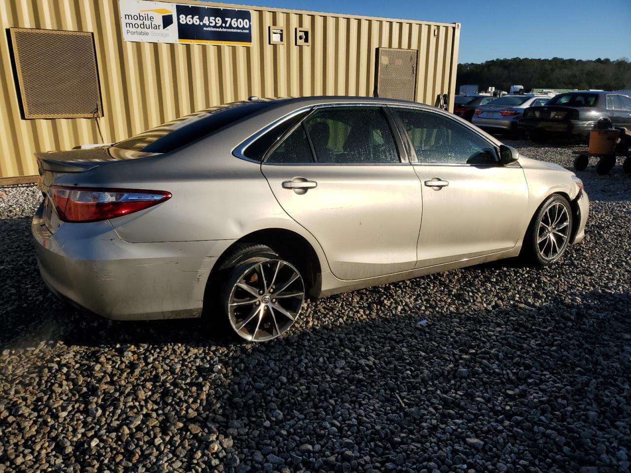 2015 Toyota Camry VIN 4T1BF1FK1FU041031 Copart auction photo, front end / rear end damage thumbnail 3