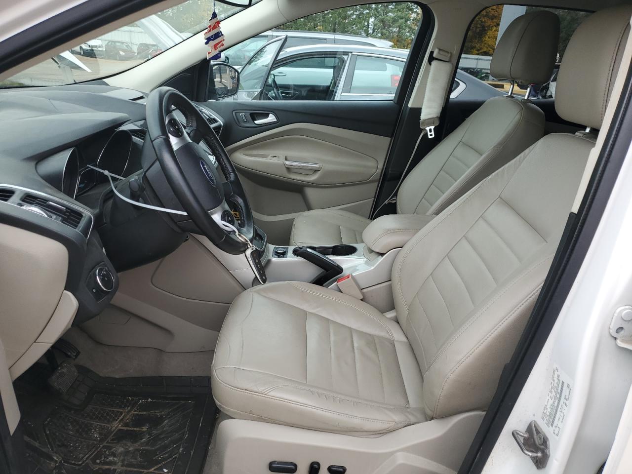 2013 Ford Escape VIN 1FMCU9H92DUD52158 Copart auction photo, rear end / minor dent/scratches damage thumbnail 7